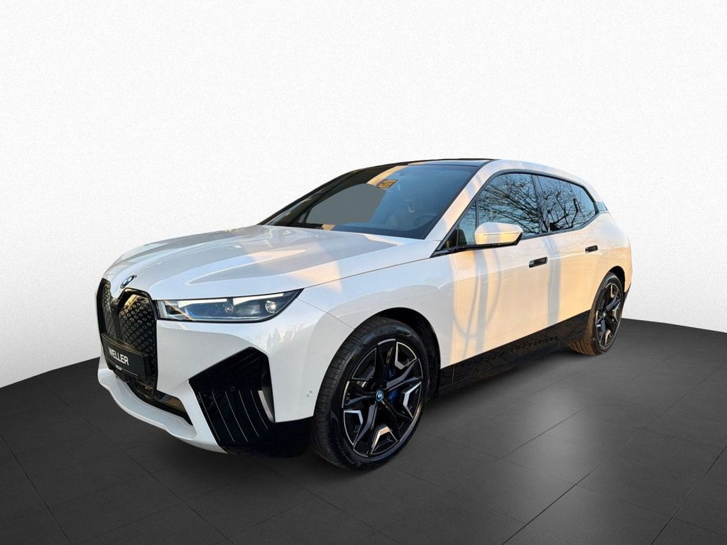 BMW iX 2023