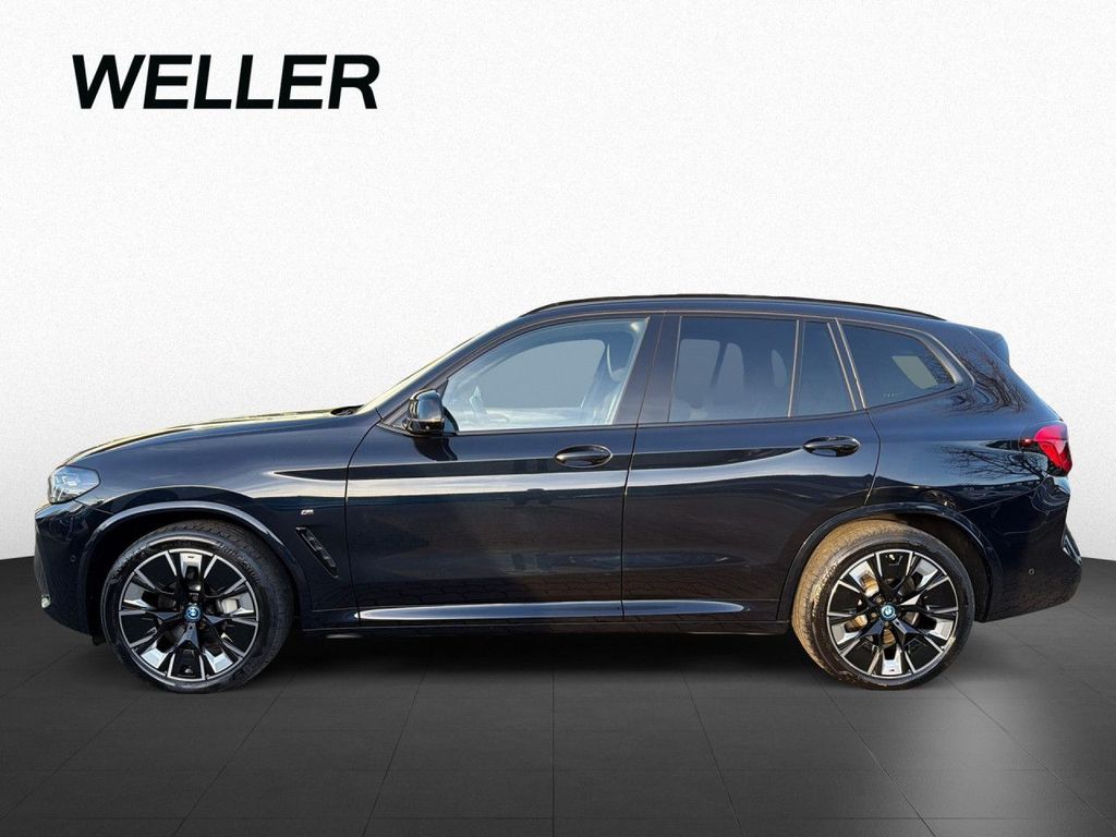 BMW iX3 2022