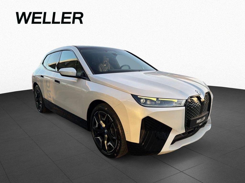 BMW iX 2023