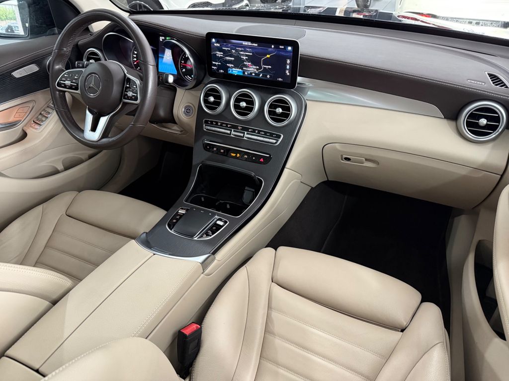 Mercedes-Benz GLC 300 2020