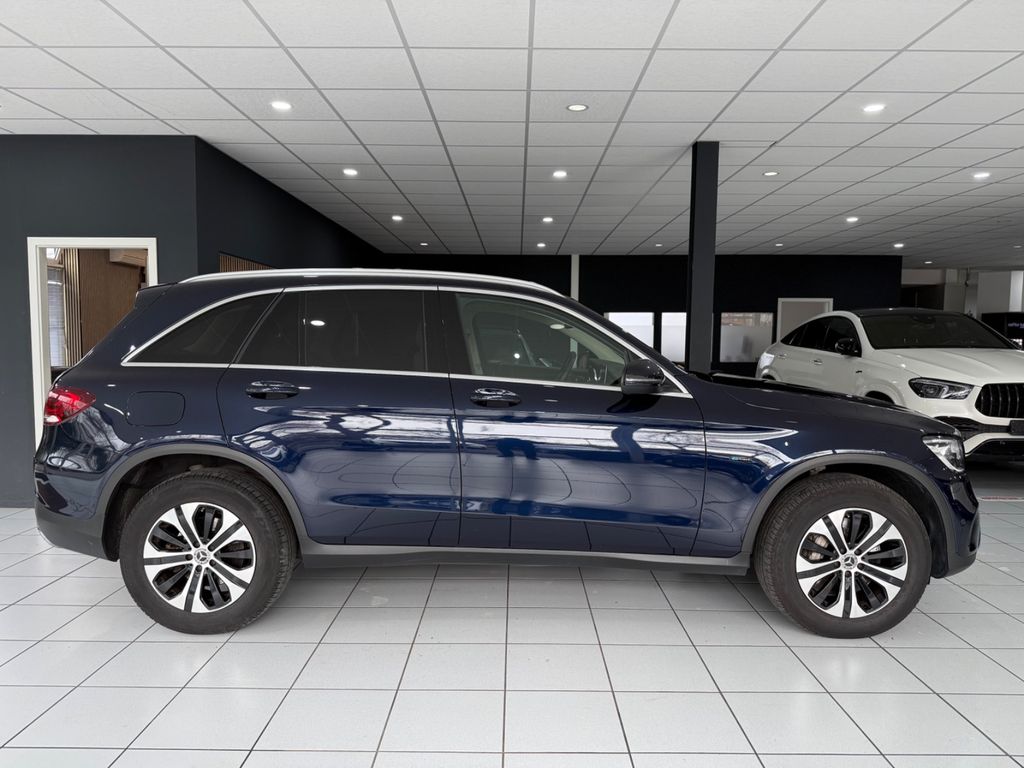 Mercedes-Benz GLC 300 2020