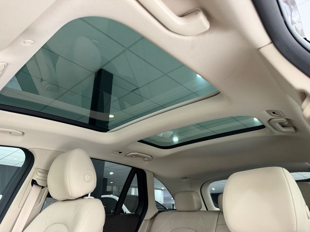 Mercedes-Benz GLC 300 2020