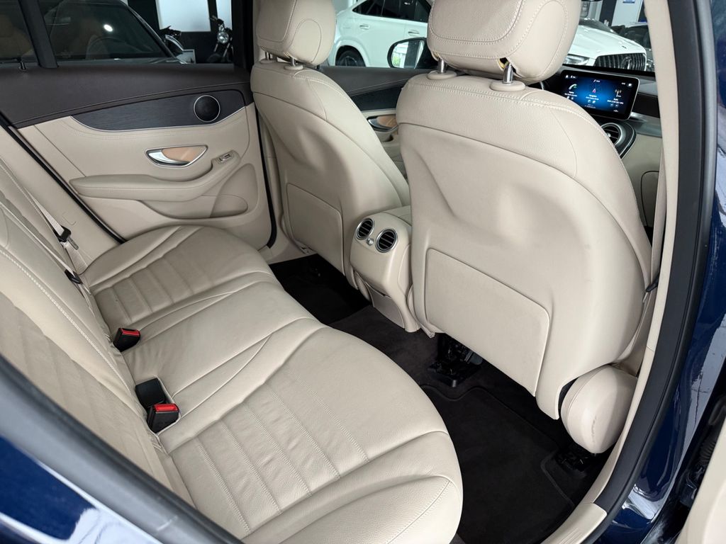 Mercedes-Benz GLC 300 2020