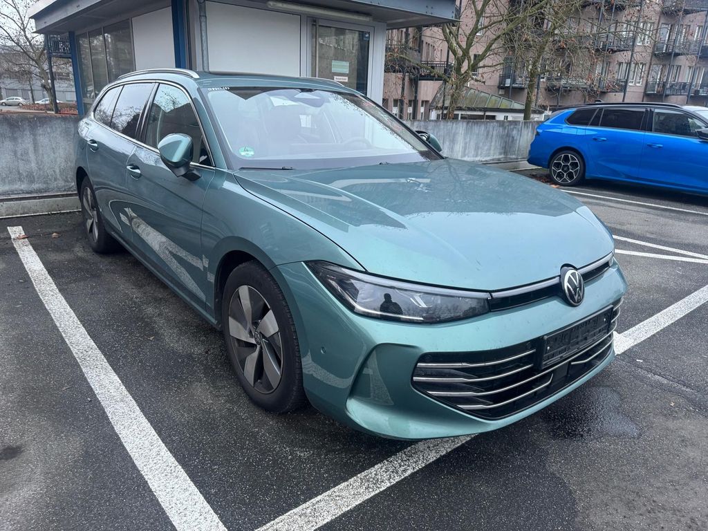 Volkswagen Passat 2024