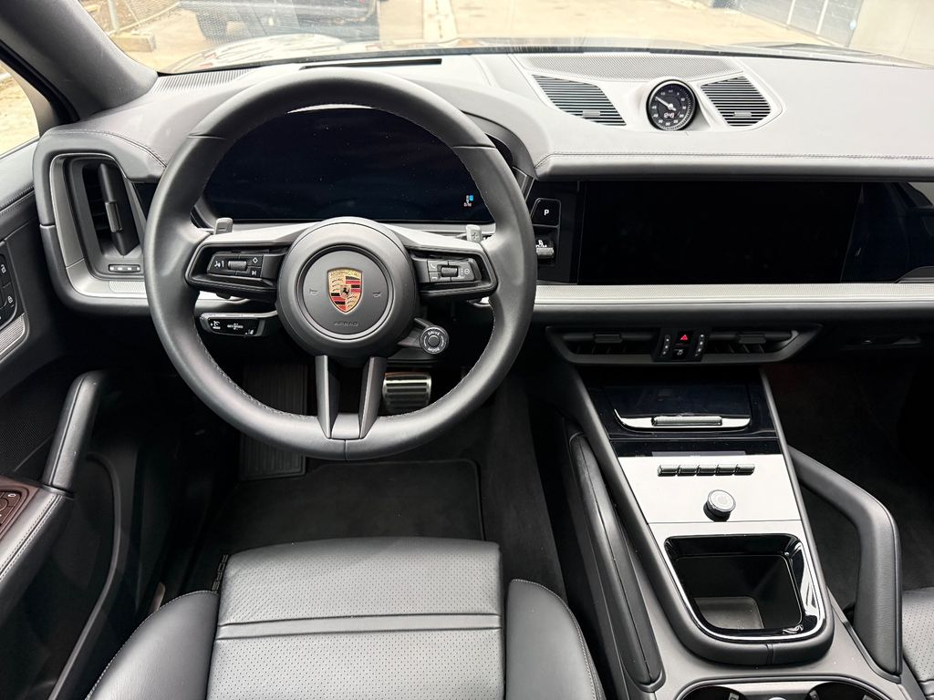 Porsche Cayenne 2025