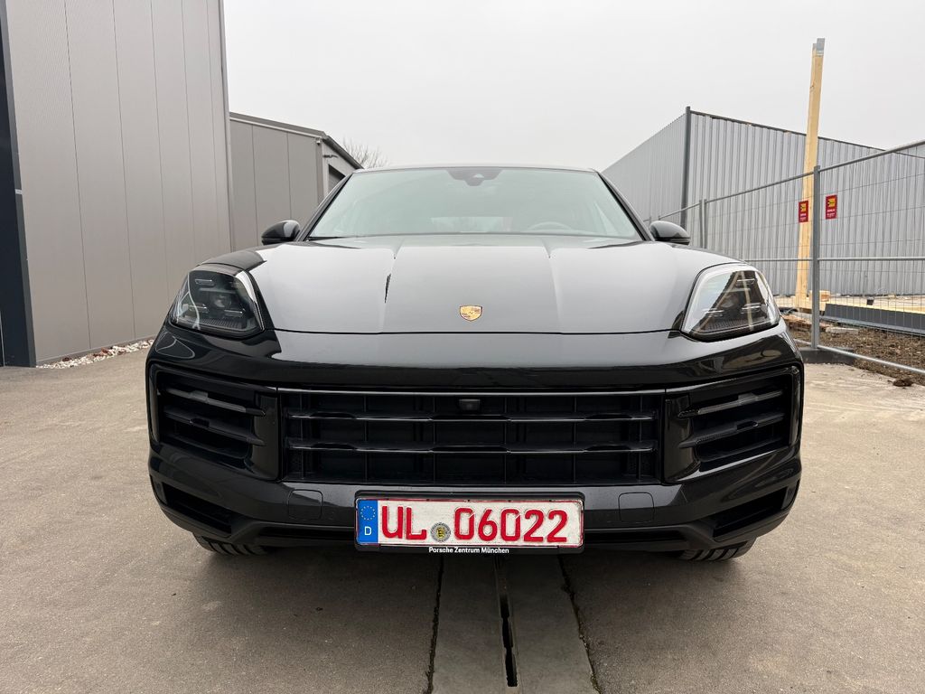 Porsche Cayenne 2025