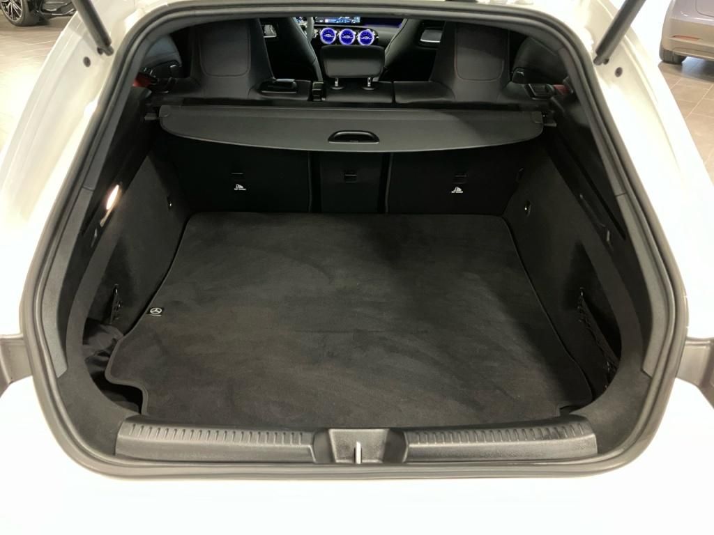 Mercedes-Benz CLA 35 AMG Shooting Brake 2024