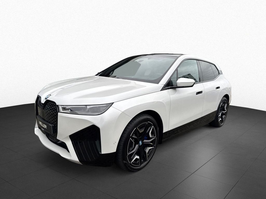BMW iX 2023