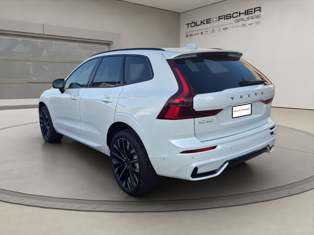 Volvo XC60 2025