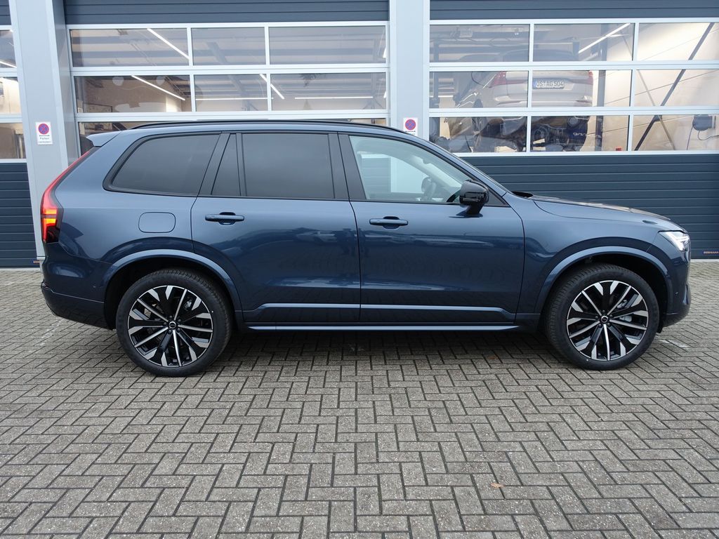 Volvo XC90 2025