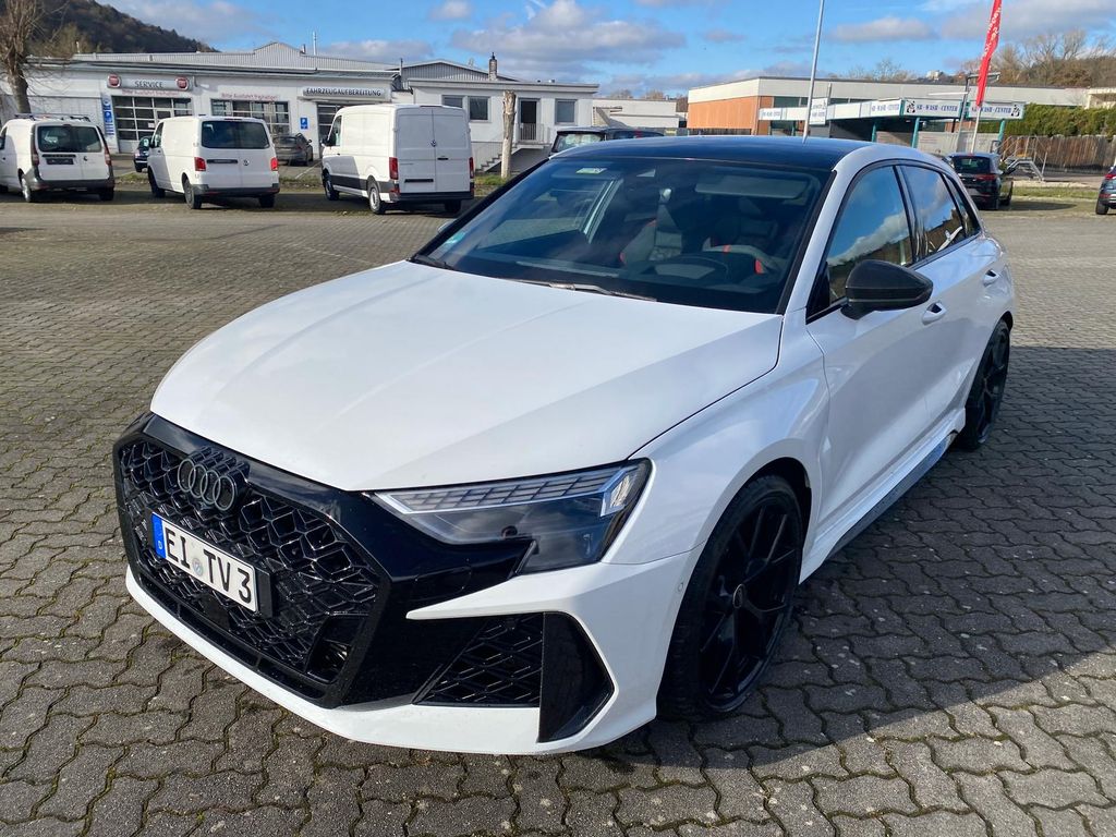 Audi RS3 2025