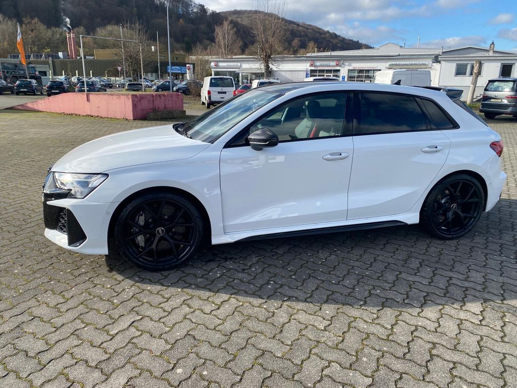 Audi RS3 2025