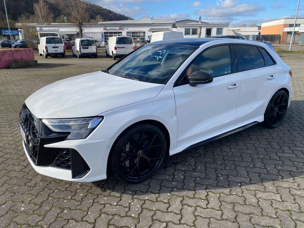 Audi RS3 2025