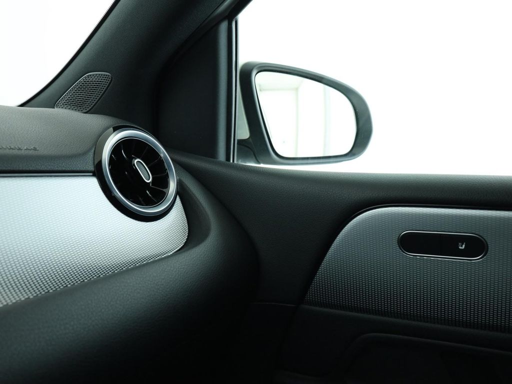 Mercedes-Benz B 180 2022