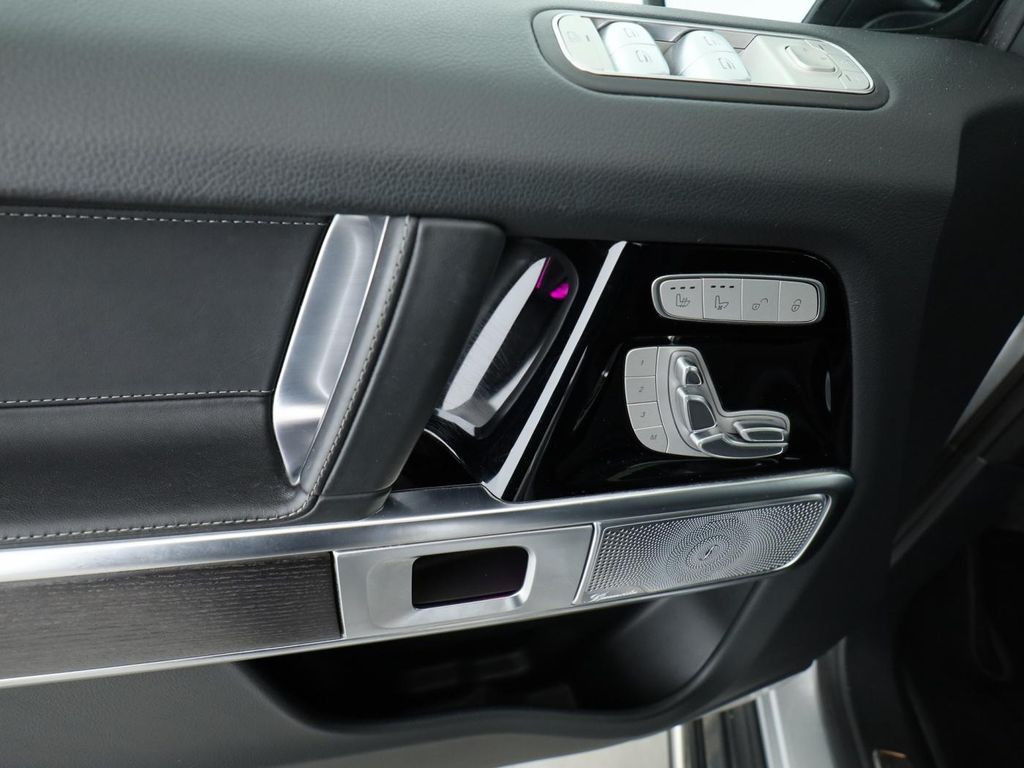 Mercedes-Benz G 400 2023