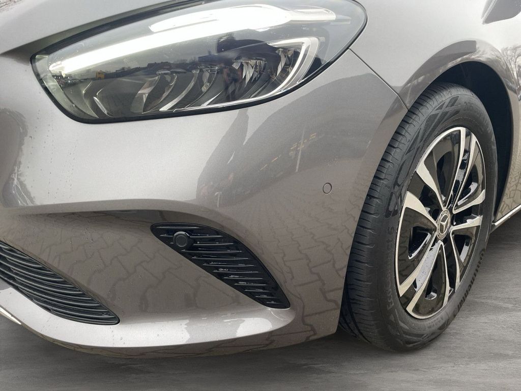 Mercedes-Benz B 200 2024