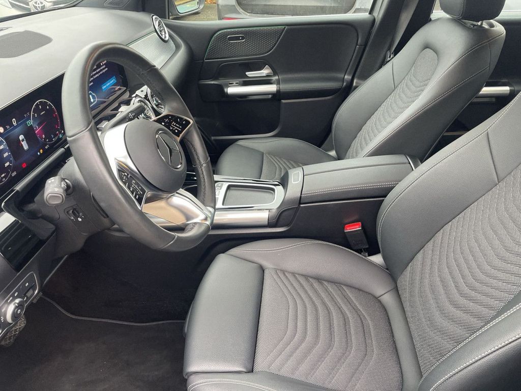 Mercedes-Benz B 200 2024