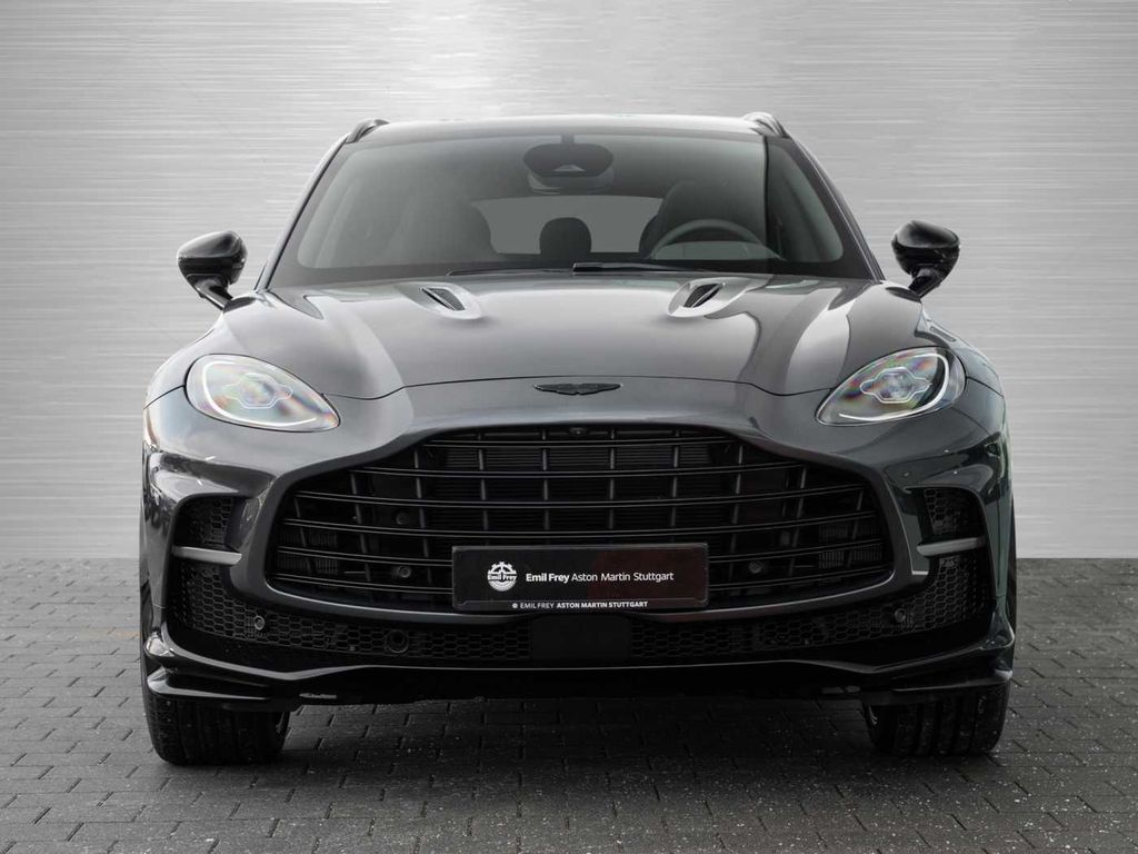 Aston Martin DBX 2025