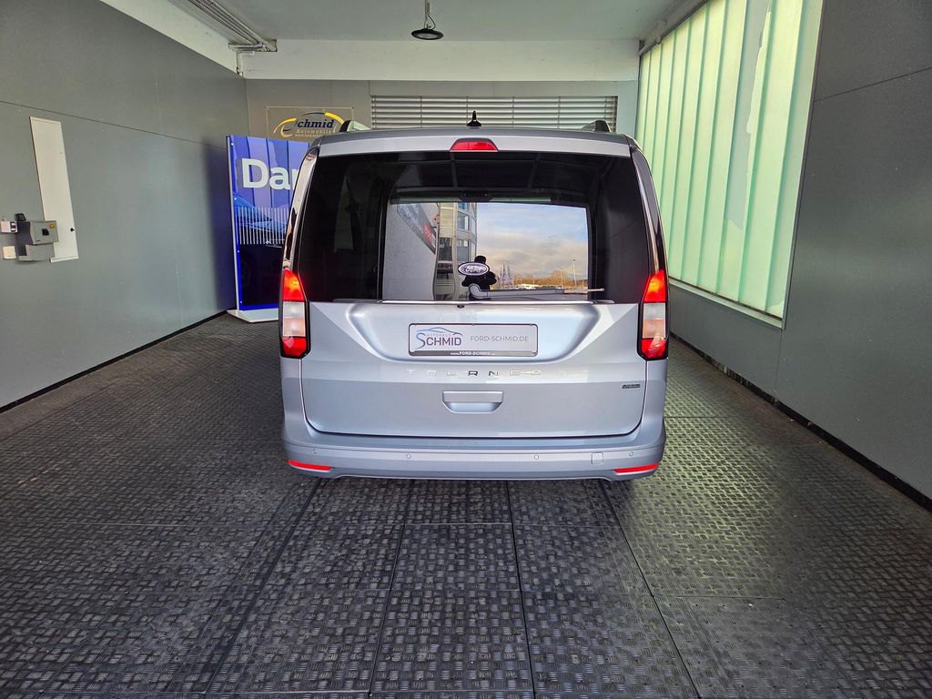 Ford Grand Tourneo 2025