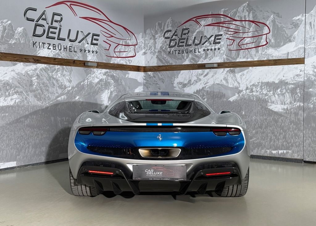 Ferrari 296 GTS 2023