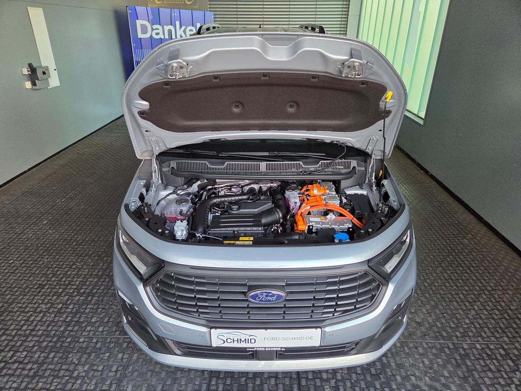 Ford Grand Tourneo 2025