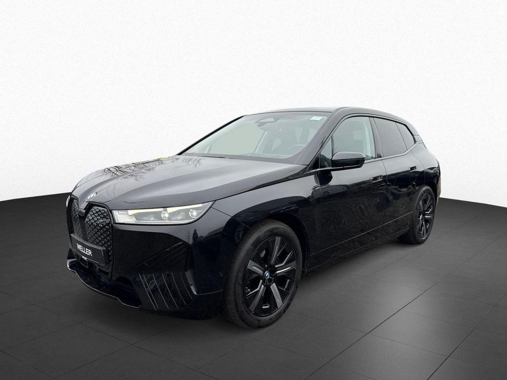 BMW iX 2023