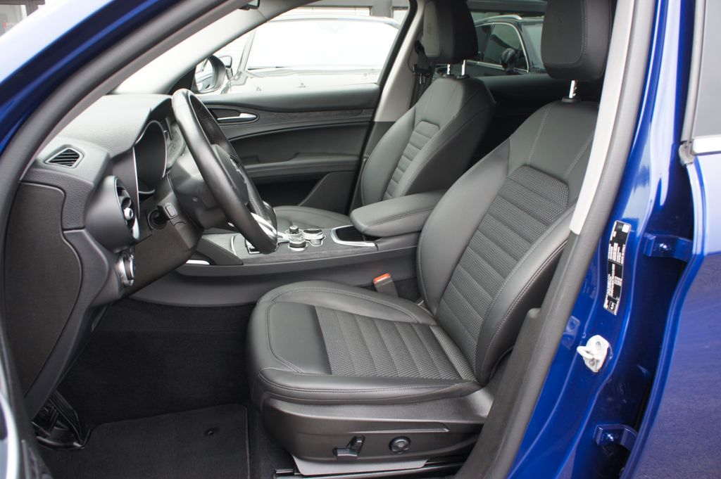 Alfa Romeo Stelvio 2022