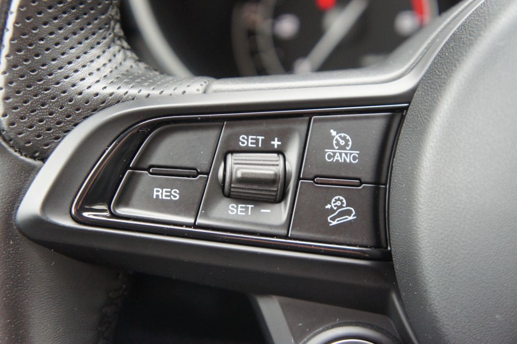 Alfa Romeo Stelvio 2022