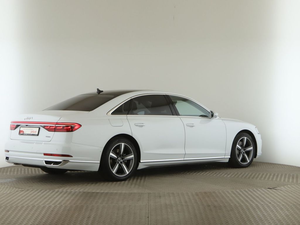 Audi A8 2021