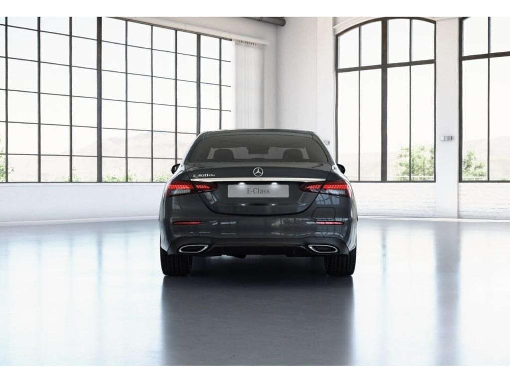 Mercedes-Benz E 300 2022
