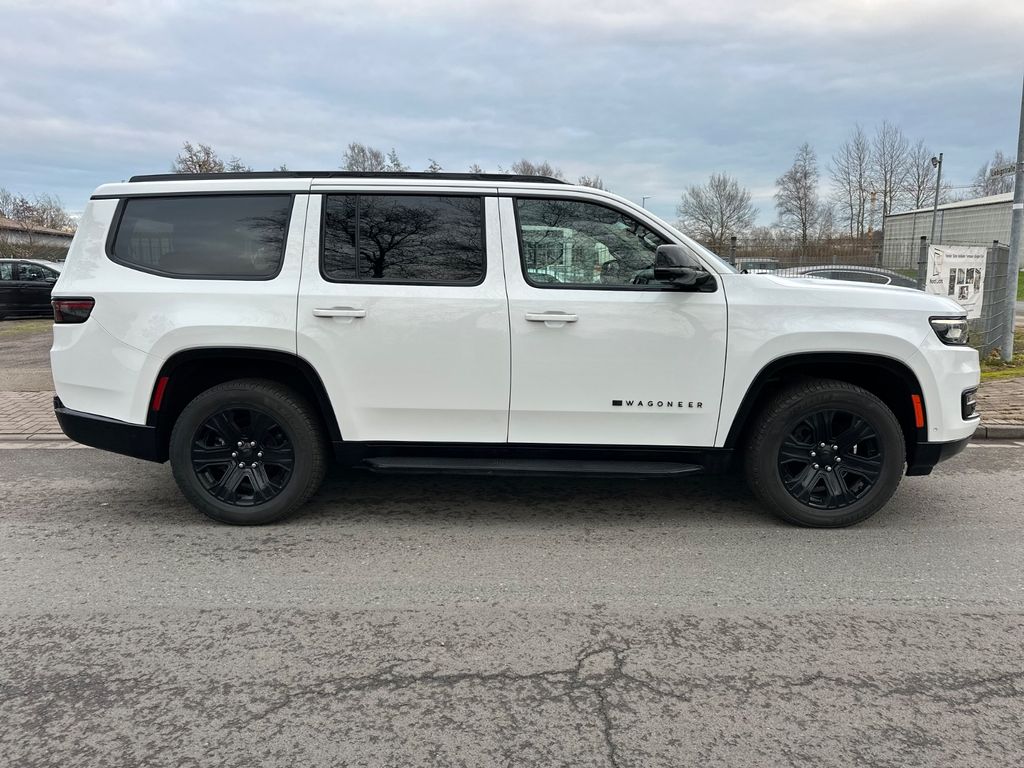 Jeep Wagoneer 2022