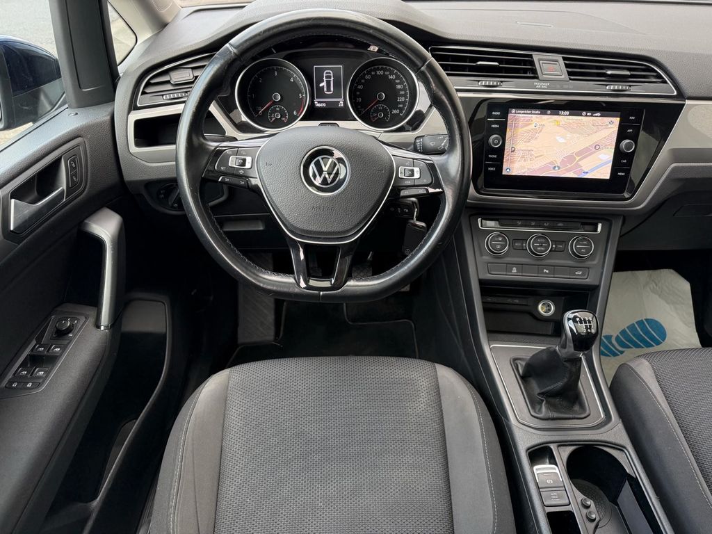 Volkswagen Touran 2021