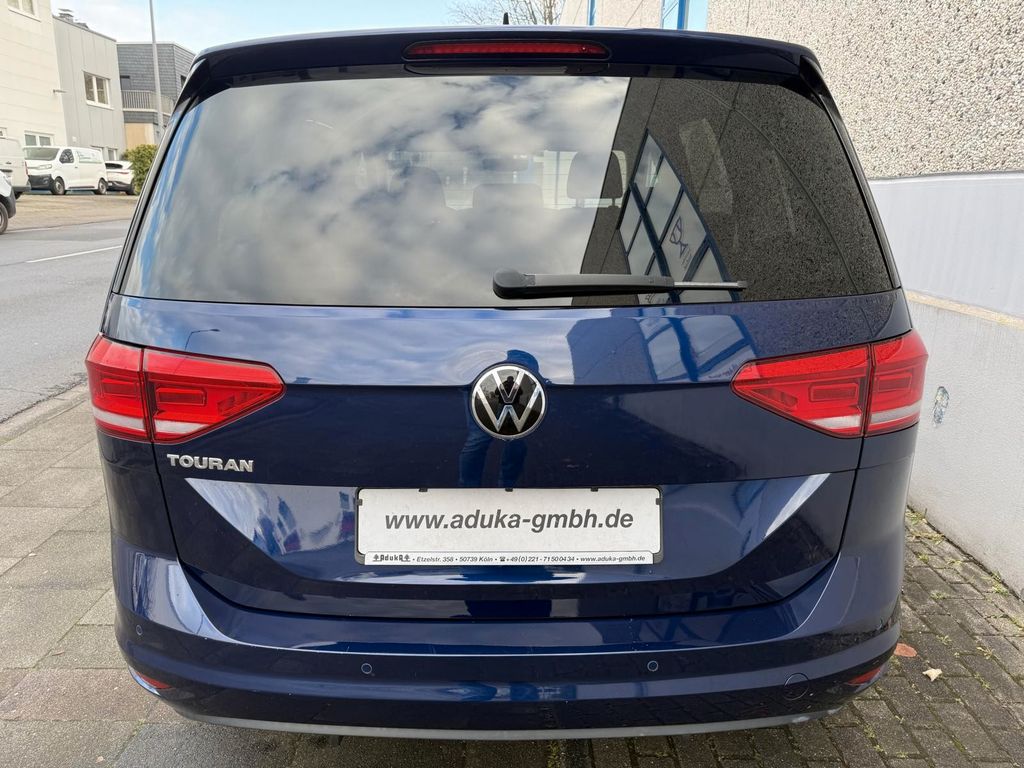 Volkswagen Touran 2021