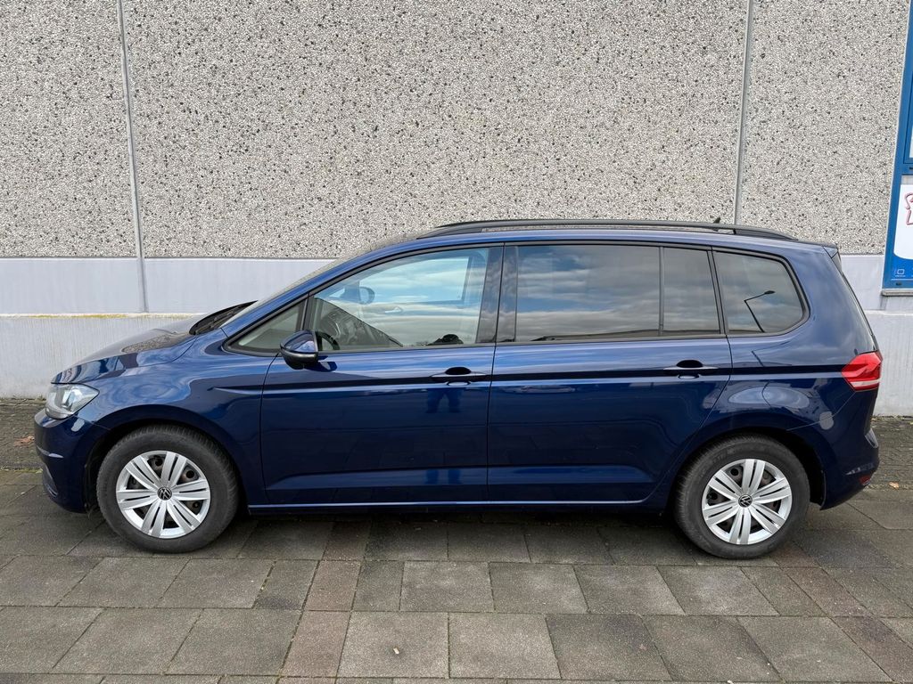 Volkswagen Touran 2021