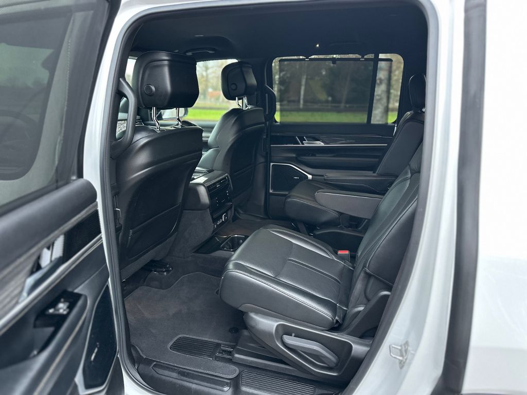 Jeep Wagoneer 2022