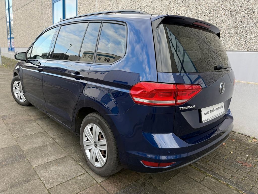 Volkswagen Touran 2021