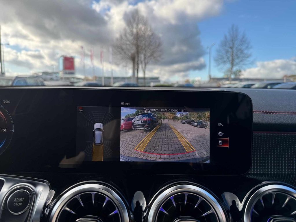 Mercedes-Benz EQB 2023