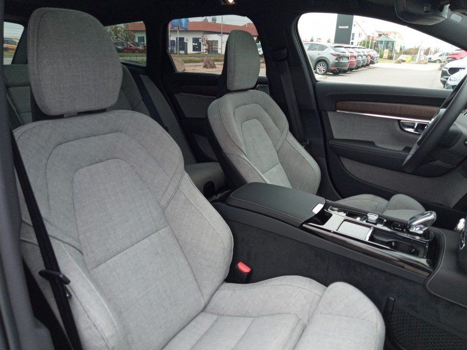 Volvo V90 2020