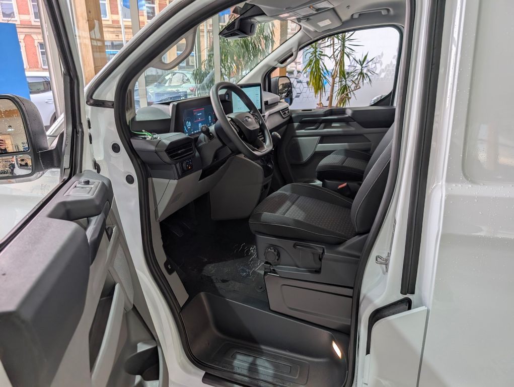 Ford Transit Custom 2025