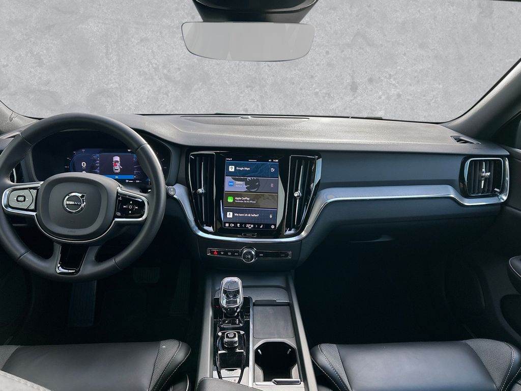 Volvo V60 Cross Country 2023