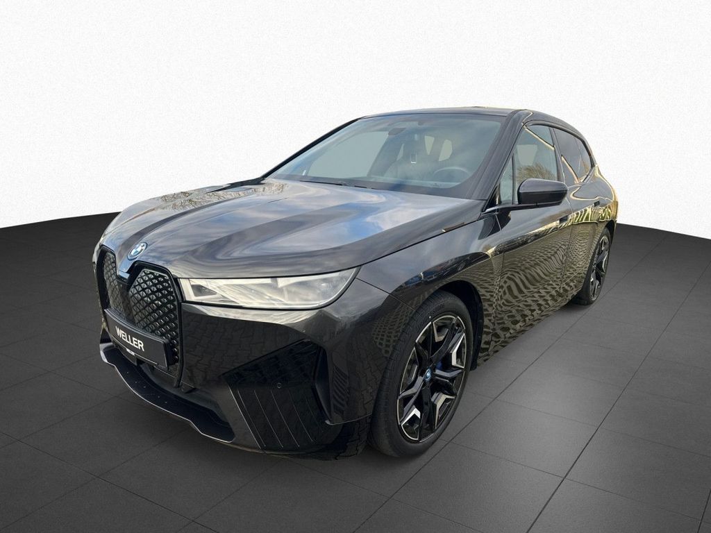 BMW iX 2023