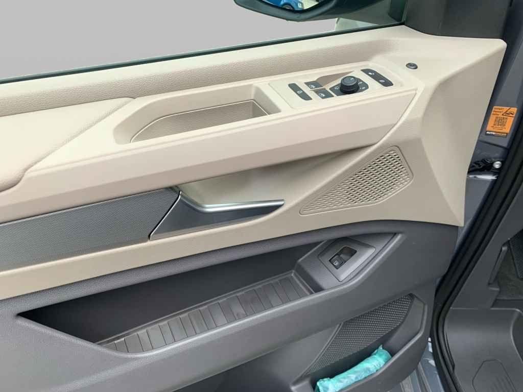 Volkswagen T7 California