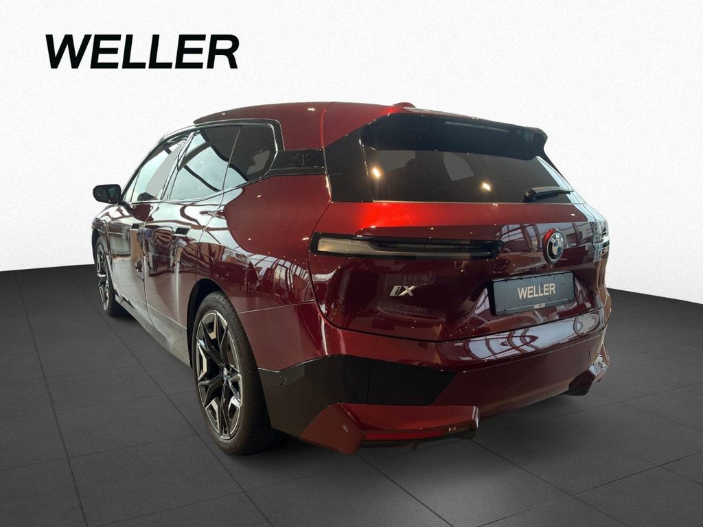 BMW iX 2022