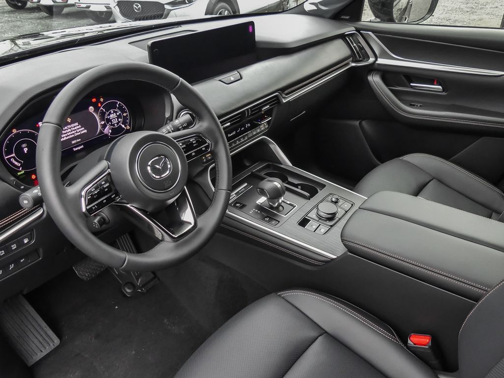 Mazda CX-60 2025