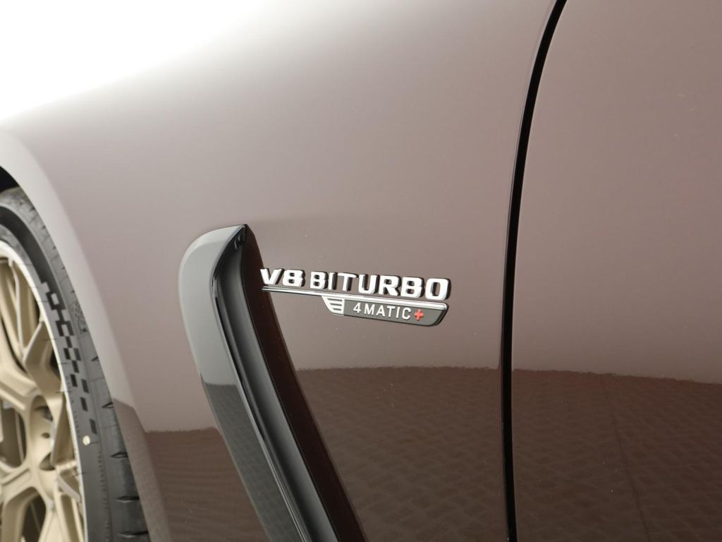 Mercedes-Benz AMG GT 2025