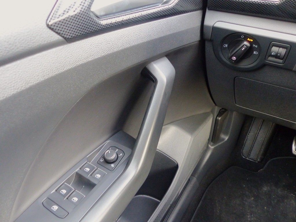Volkswagen T-Cross 2024