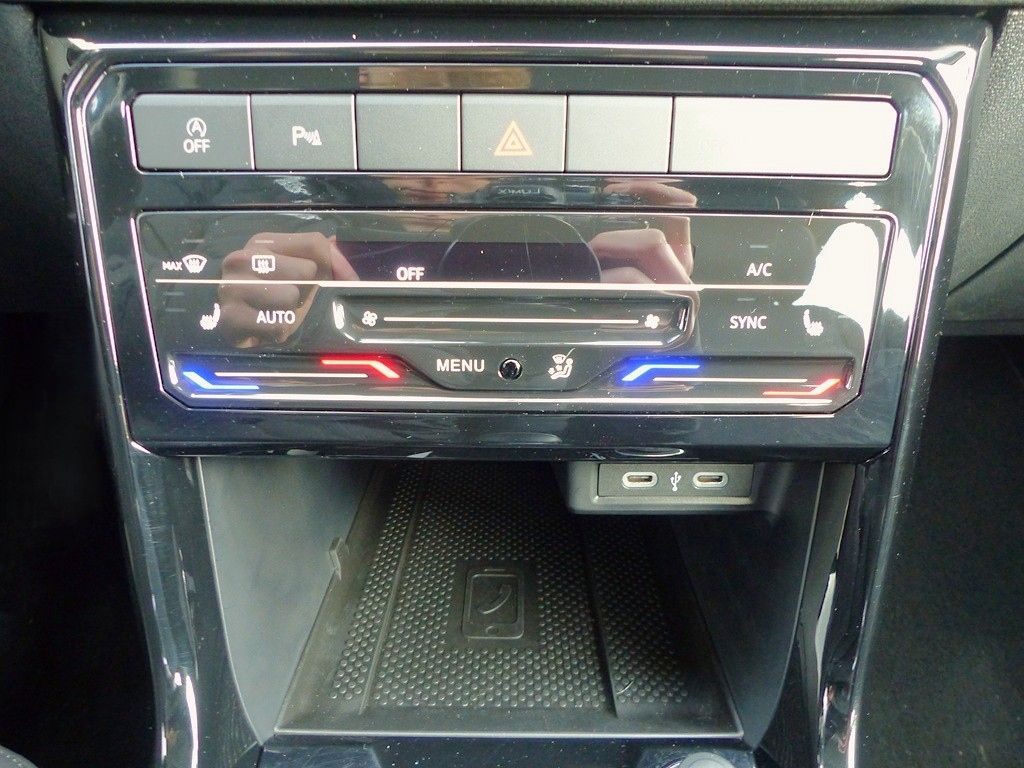 Volkswagen T-Cross 2024