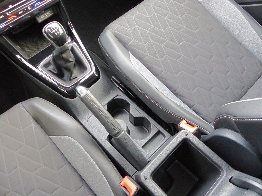 Volkswagen T-Cross 2024