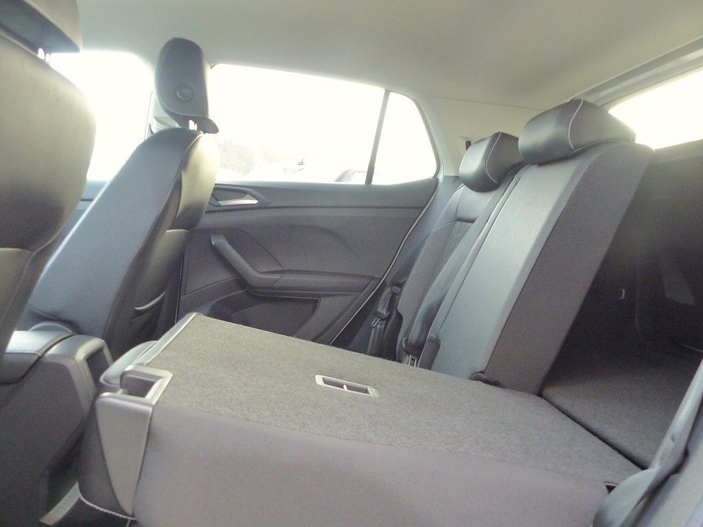 Volkswagen T-Cross 2024