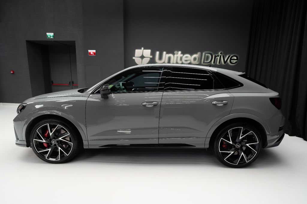 Audi RSQ3 2023